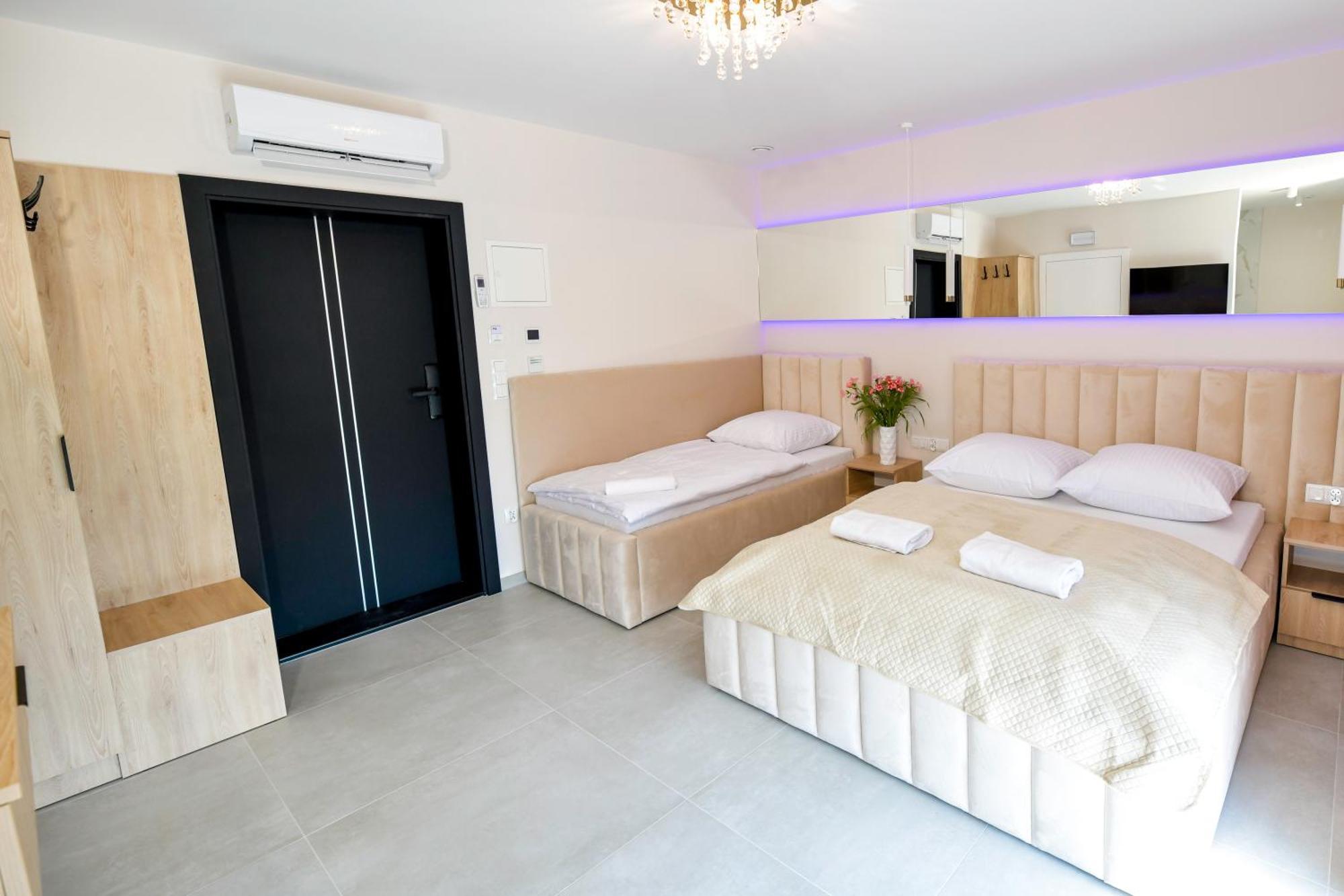 Sloneczne Wzgorze Zator Apartment Luaran gambar