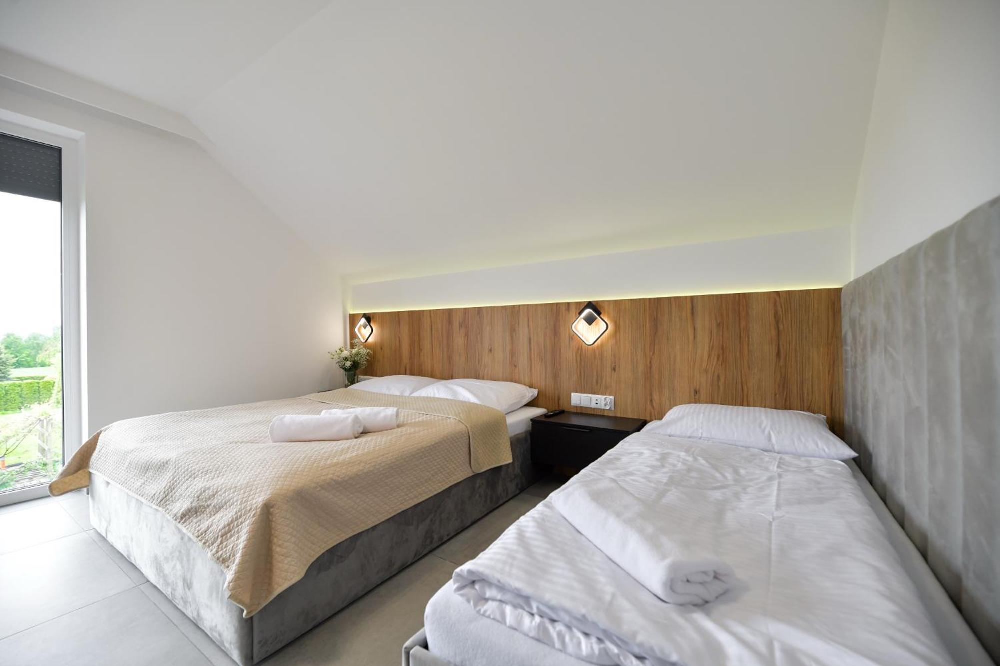 Sloneczne Wzgorze Zator Apartment Luaran gambar
