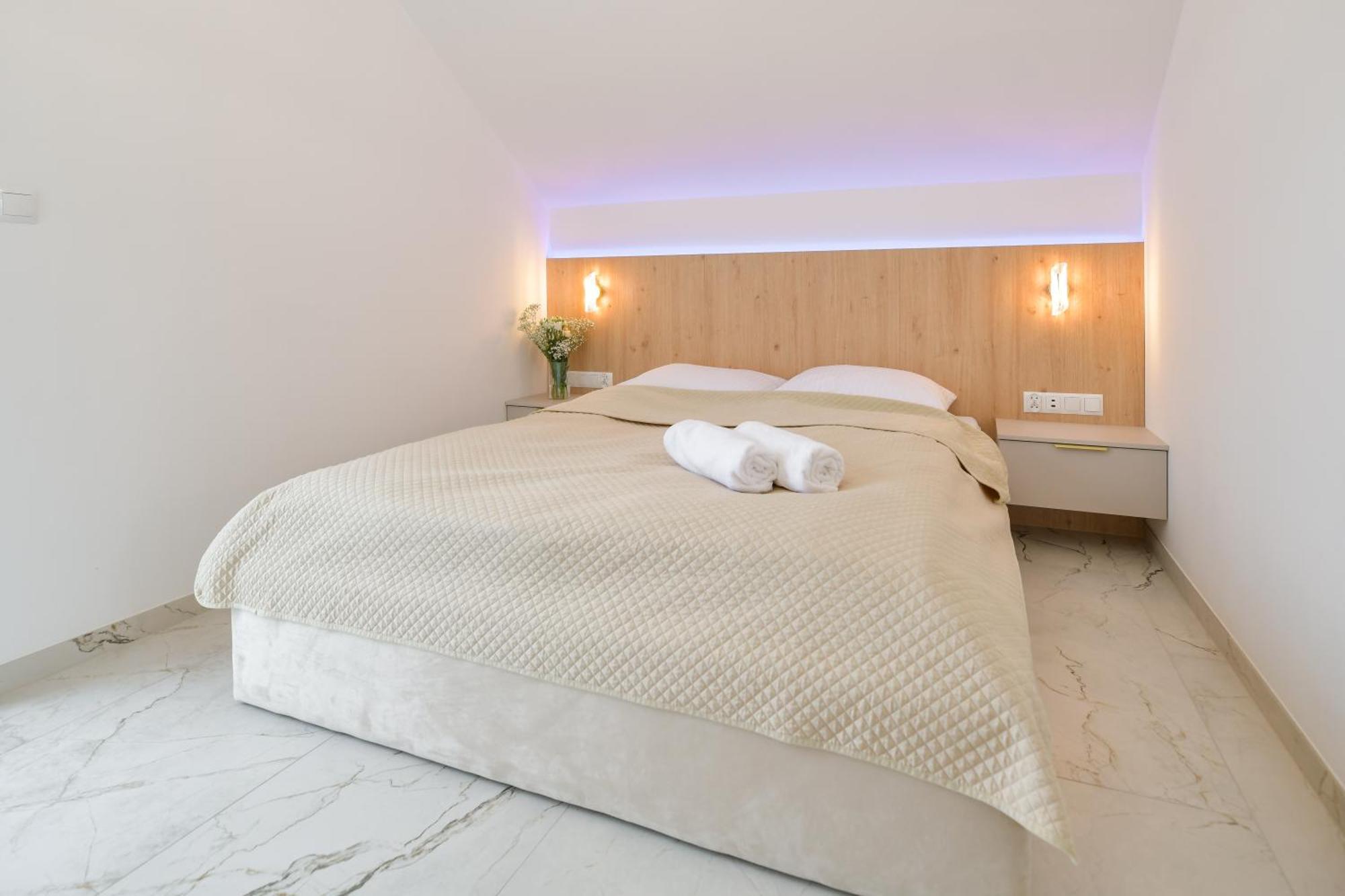 Sloneczne Wzgorze Zator Apartment Luaran gambar
