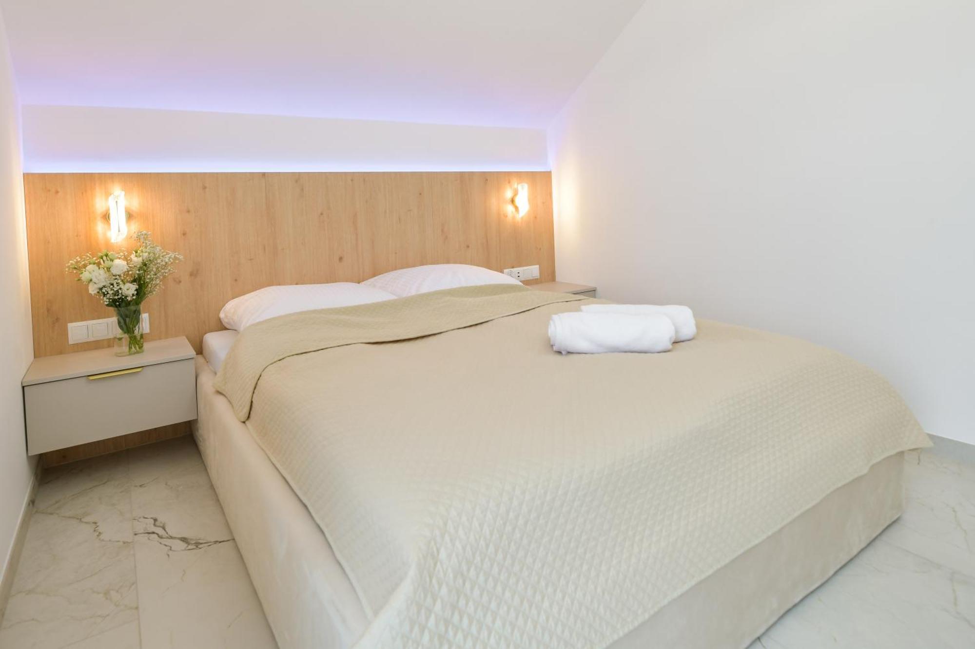 Sloneczne Wzgorze Zator Apartment Luaran gambar